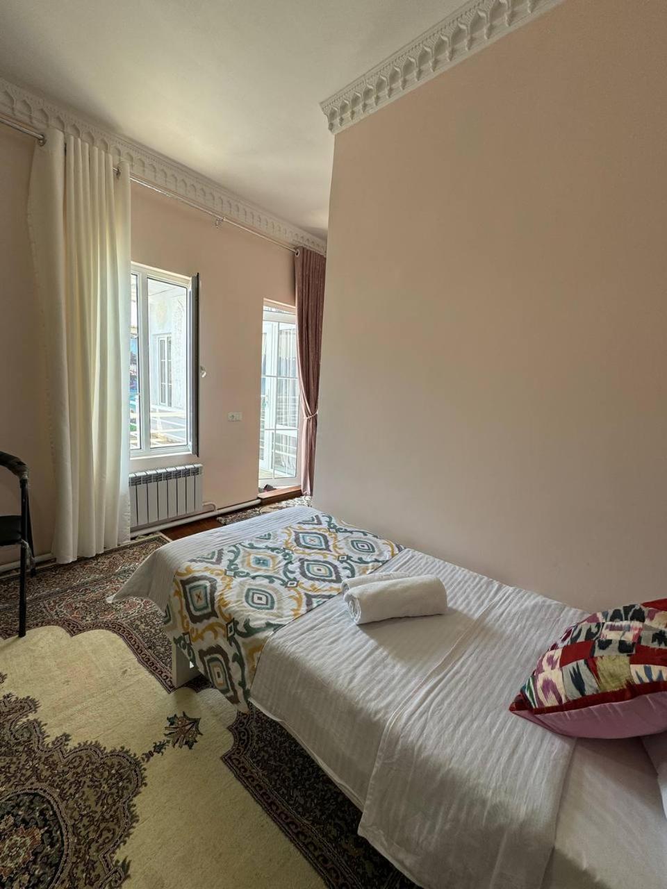 Boutique Boulevard Bukhara Bagian luar foto