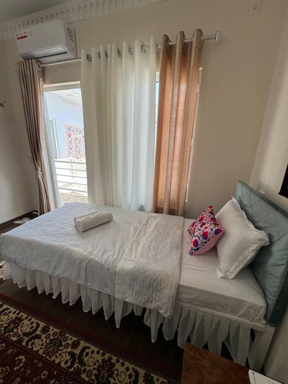 Boutique Boulevard Bukhara Bagian luar foto